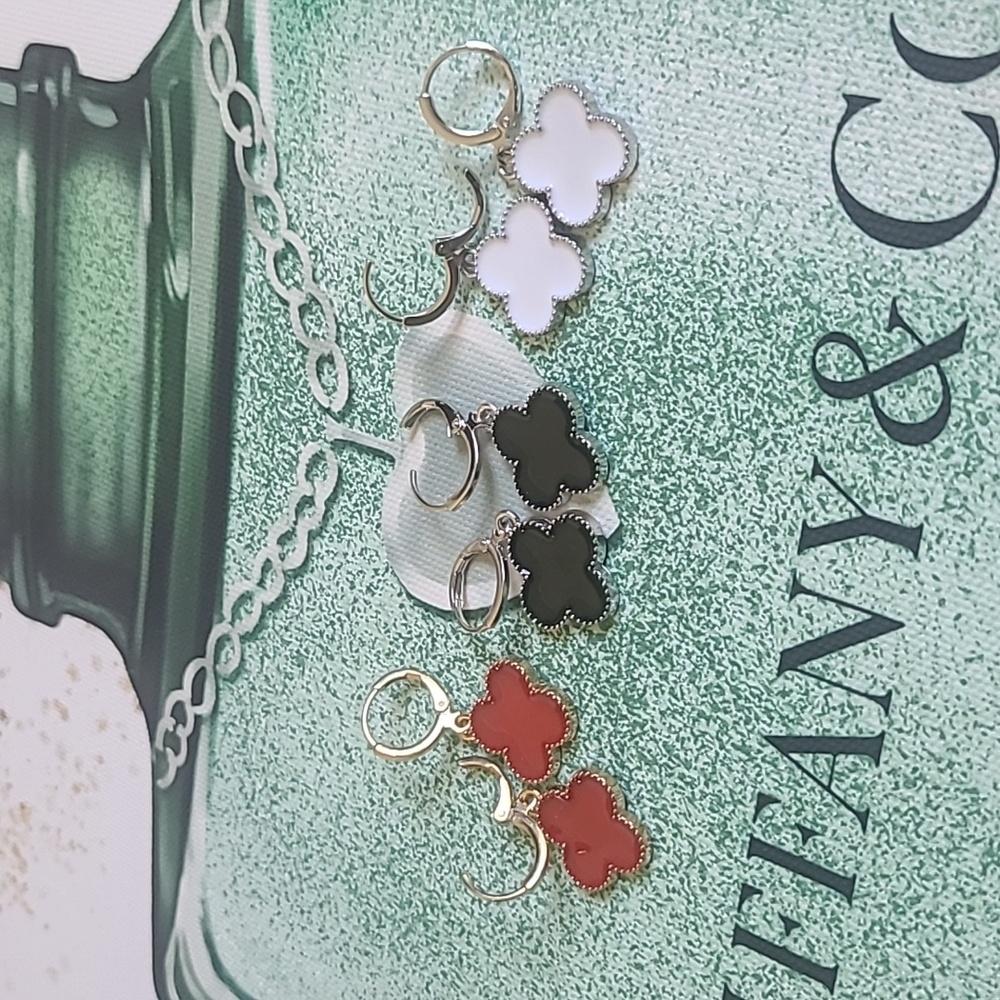 Elegant Clover Earrings